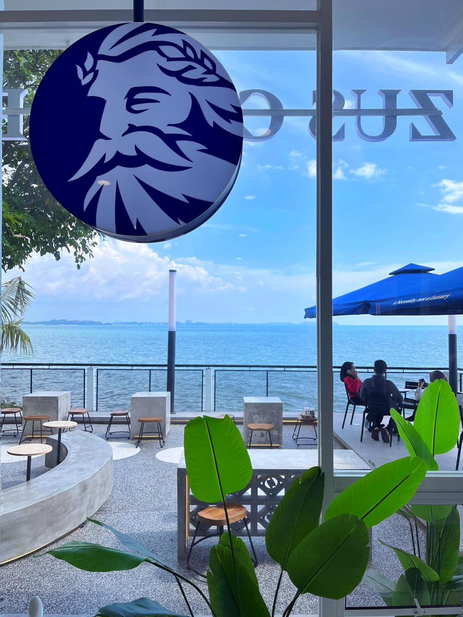 JalanCutiSantai's tweet photo. Tempat minum Zus Coffee dengan view Tepi Pantai dekat "Port Dickson"

ini betul- betul port lepak paling santai dengan pekena secawan kopi sambil lihat pemandangan Pantai yang cantik.

 📍 PD Waterfront https://t.co/lW9RZ1H2zK