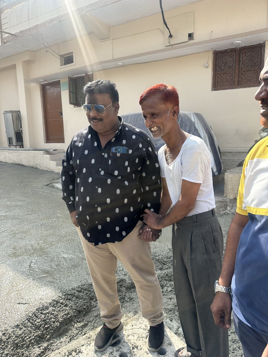 AimimBadaruddin's tweet photo. Today inspected Laying of New VDCC Road in Moti Mahal Golconda division!! 

On the instruction of Br @asadowaisi Sb MP Hyd &amp; MLA @kausarmohiuddin Sb Mohd Ameeruddin Inspected Laying of New VDCC Road in Moti mahal, Golconda division along with residents. https://t.co/q4VuWjmNkY