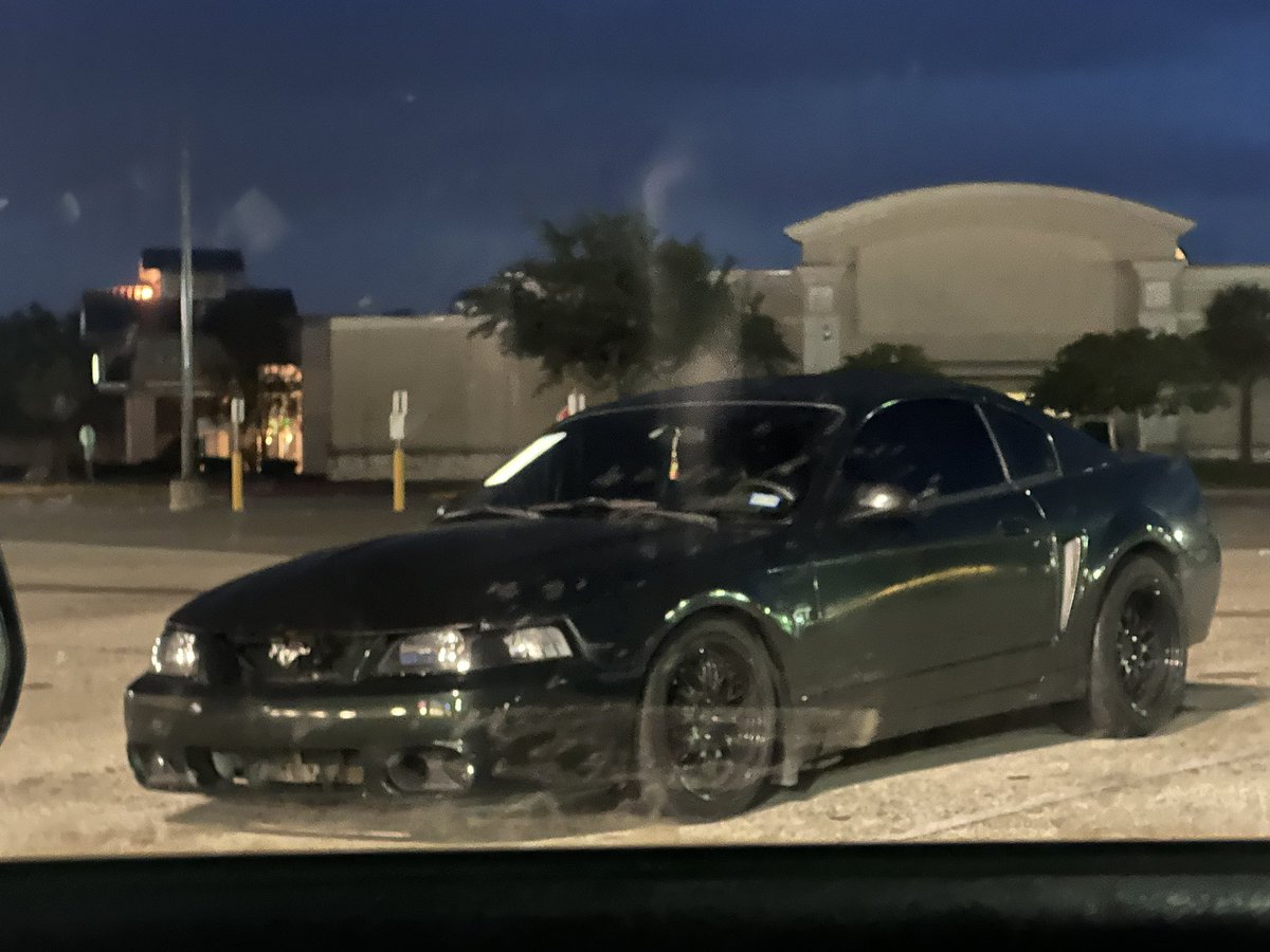 Veronica tweet media