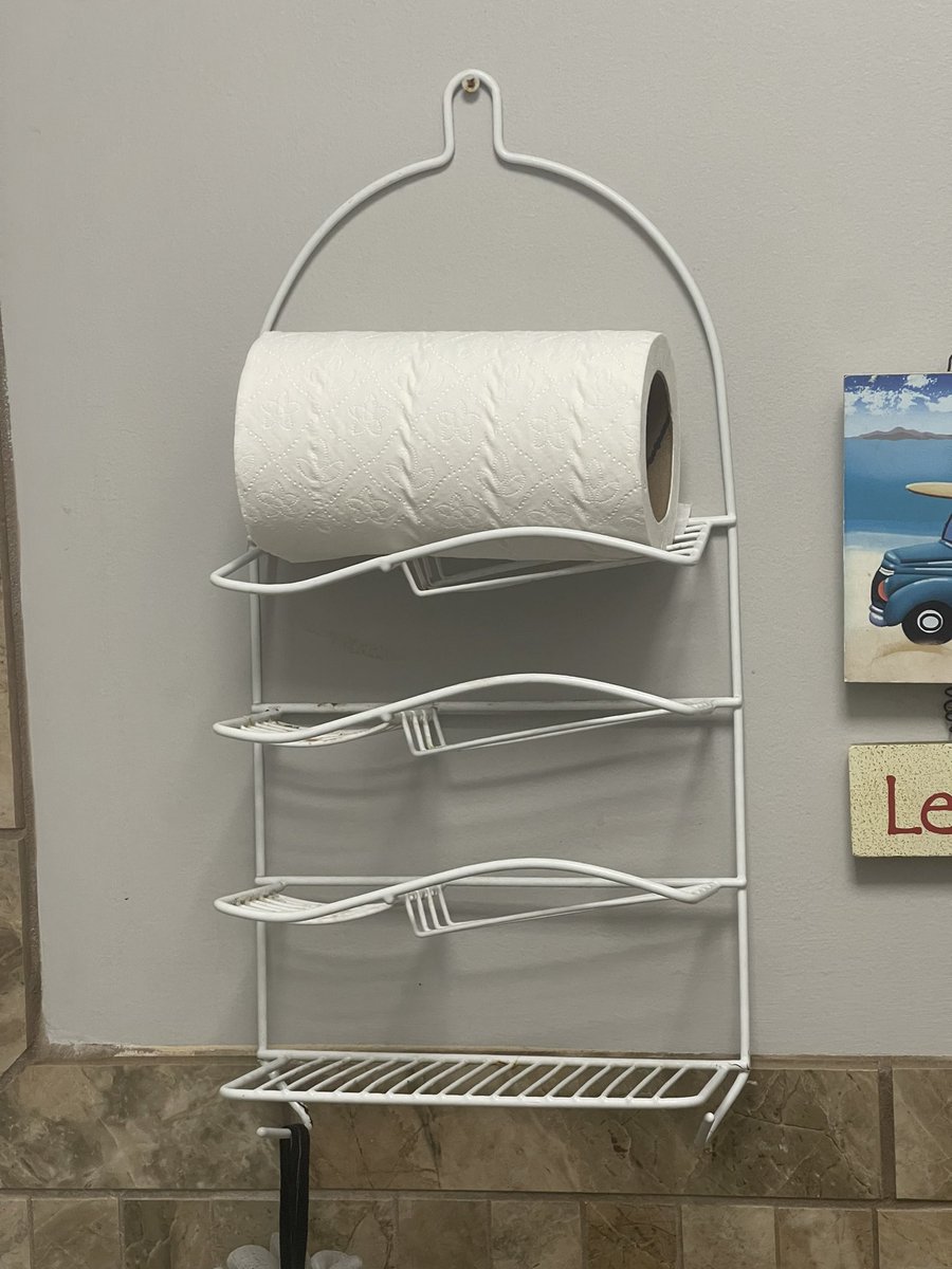 Lystaan's tweet photo. Gym chronicles: moment of silence for the one who forgot their towel… been the man, been there 😔 https://t.co/2BHiAigASV
