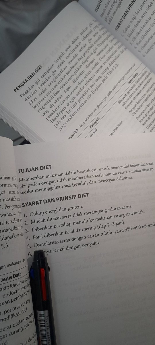 royaljile's tweet photo. Emg bole msk kls tb tb ada meng di meja wkwk😌😌 https://t.co/qX9EsZygtW