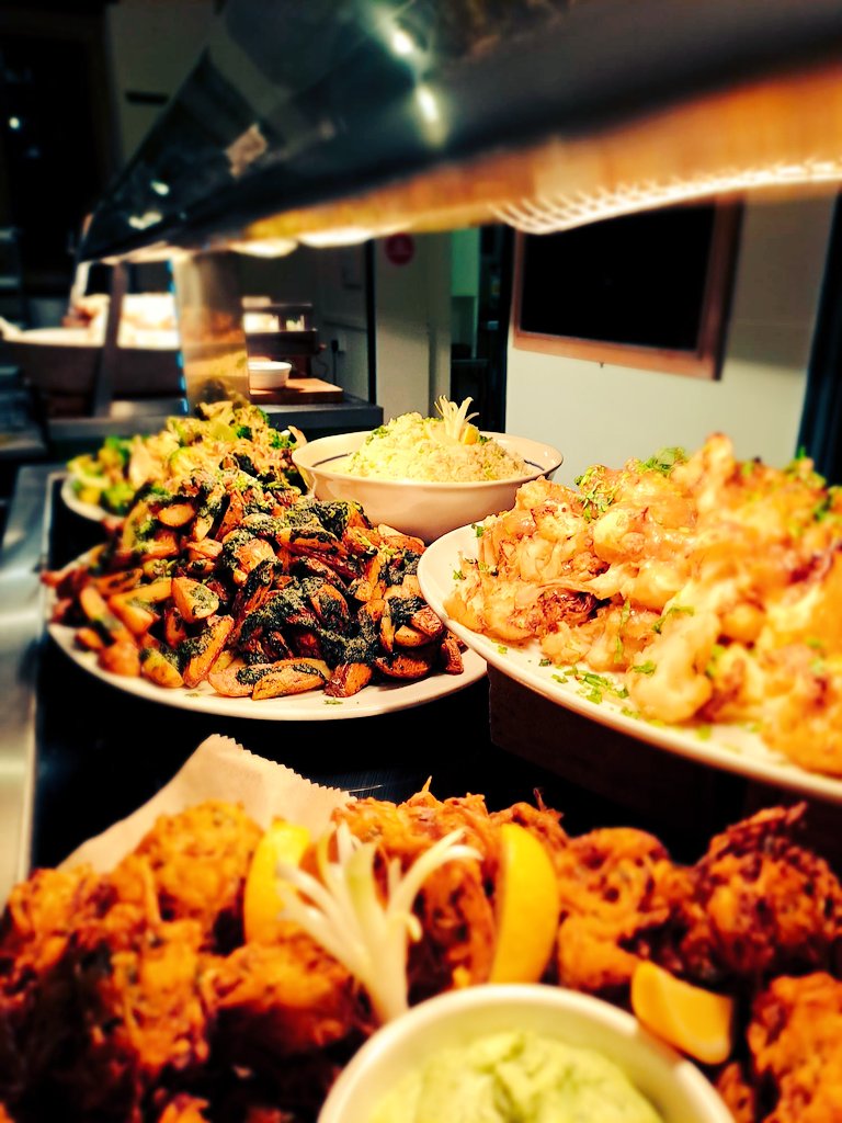 WateridgePete's tweet photo. Vegan evening meal with the FSM team. Amazing flavours,colours and excitement @HolroydHowe https://t.co/onXiiZM3ja