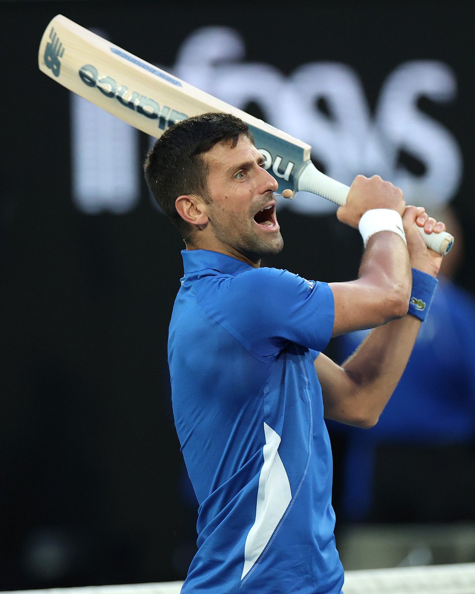 cricprozone's tweet photo. 𝗧𝗲𝗻𝗻𝗶𝘀 🤝 𝗖𝗿𝗶𝗰𝗸𝗲𝘁
Steve Smith playing Tennis with Novak Djokovic in Australian open 2024.
Novak  Djokovic playing cricket🏏 🙌

#AustralianOpen  #NovakDjokovic
#Steavesmith #cricprozone https://t.co/tbYJHQPv5E