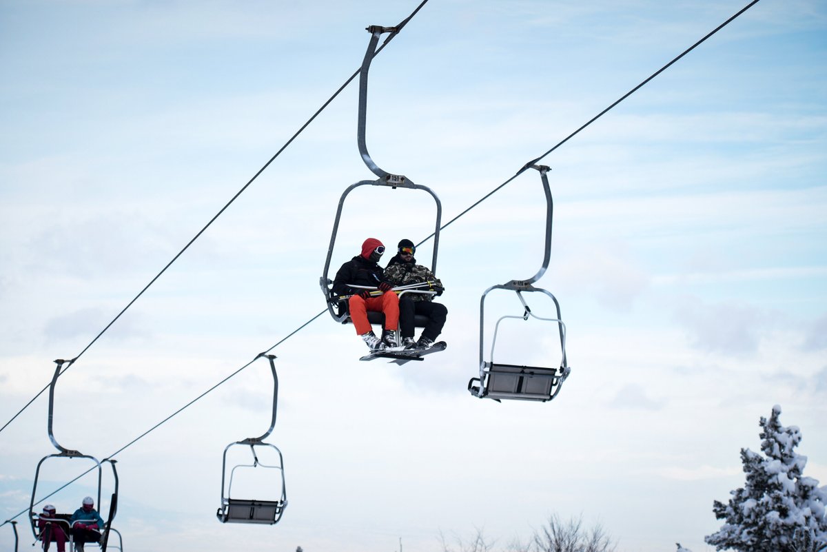 GRZeitung's tweet photo. #Skigebiet im mittelgriechischen #Pilion nimmt Betrieb auf
https://t.co/PplHVyLGx4 https://t.co/kSceNNtg6T