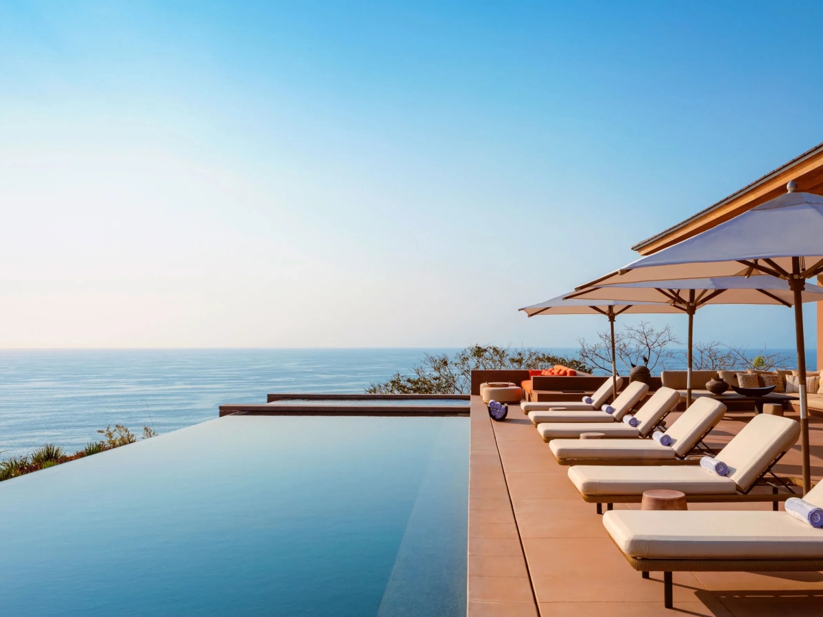 تايم أوت دبي tweet media