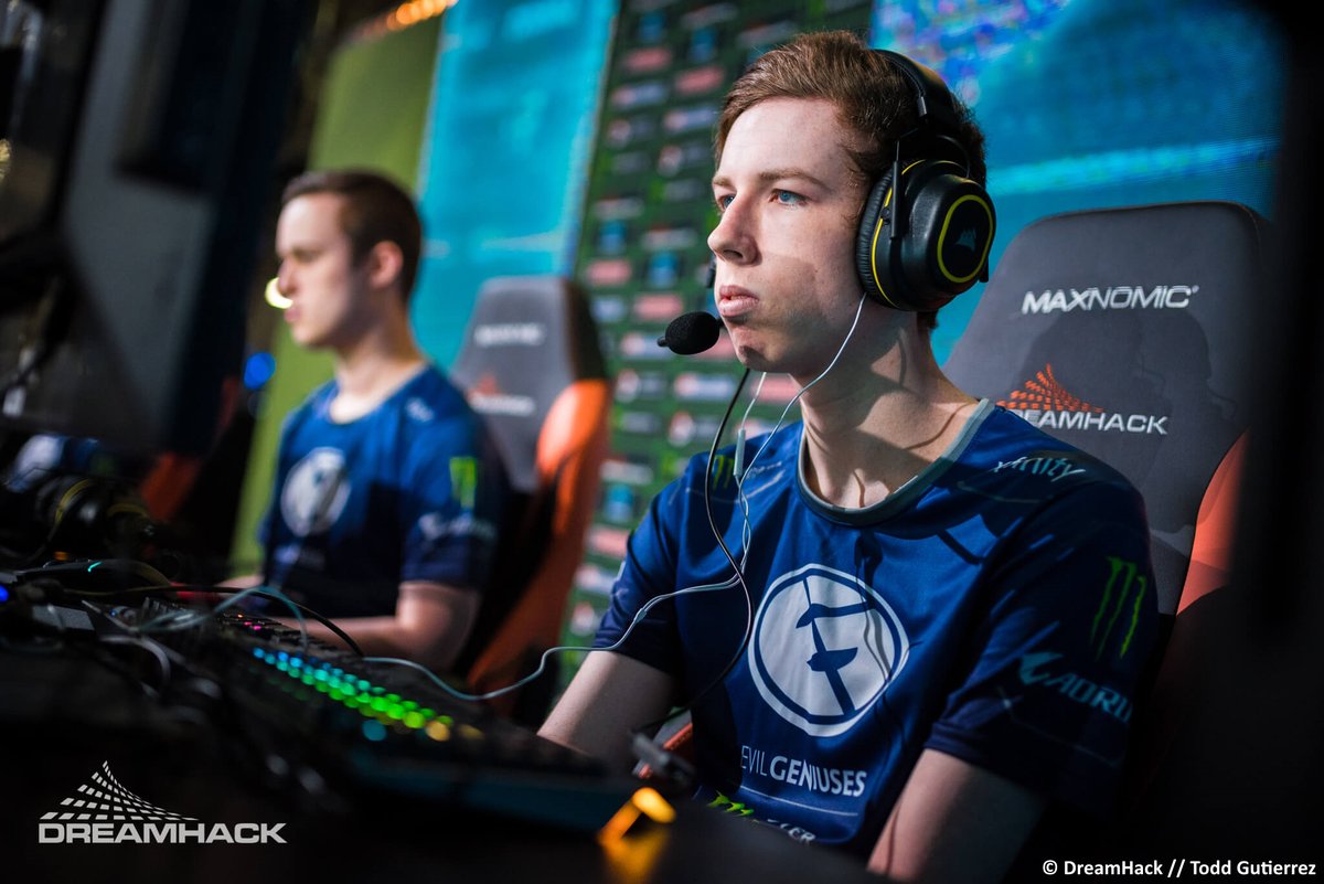 #ThrowbackThursday
On this day in 2019:

Drippay was announced to be joining Evil Geniuses from OCE to NA, marking the first-ever RLCS international transfer.

<a href="/RLEsports/">Rocket League Esports</a> #RLCS