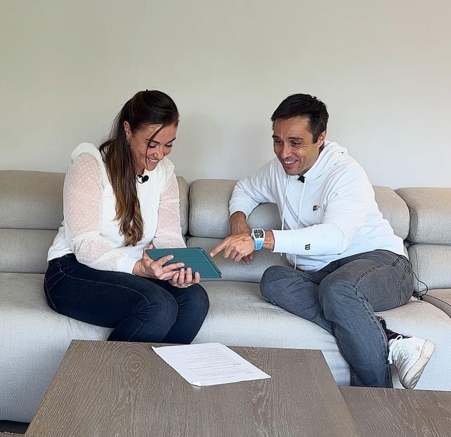 Muy feliz por anunciaros que el boss <a href="/FBelasteguin/">FernandoBelasteguin</a> me ha recibido en su casa 🏡 para una entrevista exclusiva y el video sale este sábado en mi canal  🙌🏼! youtube.com/@LauraClergueP… 

#padel #belasteguin #entrevista #premierpadel