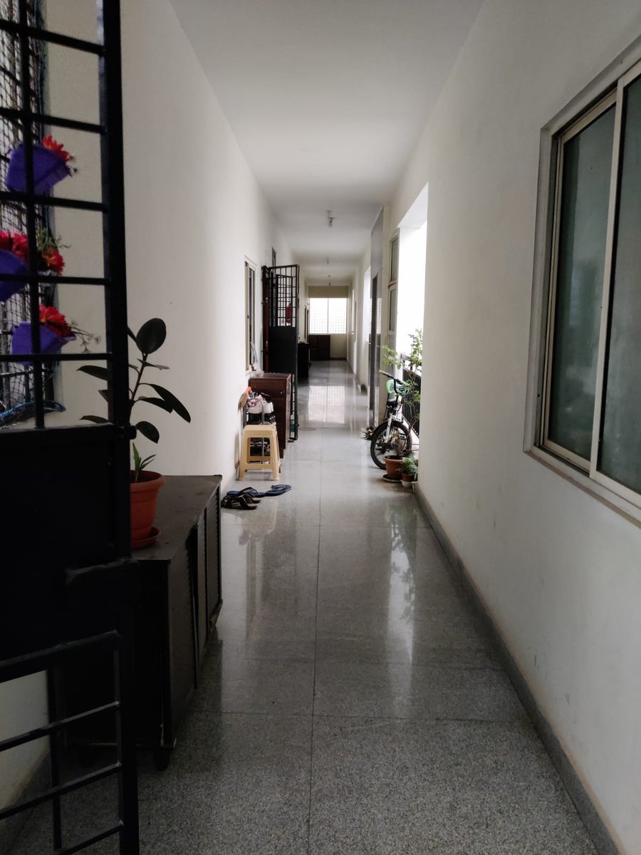h_asefa's tweet photo. Disclamer: Both rooms are small 
Ready to move by end of FEB 
Location: PURVI LOTUS APARTMENT, NEAR HSR LAYOUT (walkable distance)  
Contact: 8249664667
Sorry about the lack of room photos, I am out of station and these are only photos I have. DM me for the video of the place. https://t.co/RDWuLO40sY