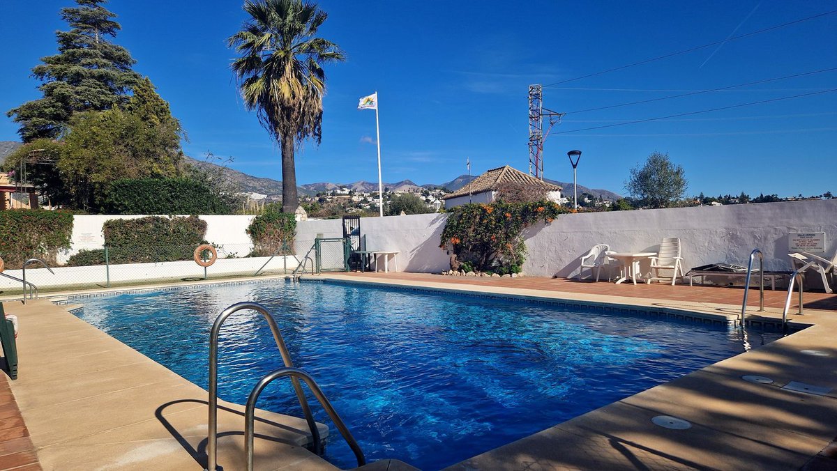 arribaestates's tweet image. Semi-Detached House, Mijas Golf, Costa del Sol. R4590061
4 Bedrooms, 2 Bathrooms, Built 120 m², Terrace 30 m². € 369,000
t.ly/6kDVh
#andaluciaproperties #costadelsol #storageroom #fireplace #house #MijasGolf #solarium #urbanisation