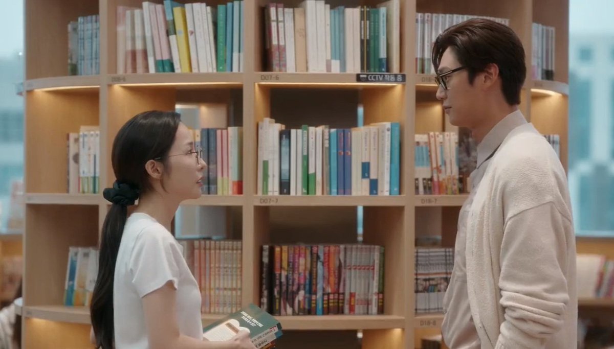 iconickdramas's tweet photo. I LOVE THIS REVENGE COUPLE ALREADY https://t.co/VZOaQRzagK