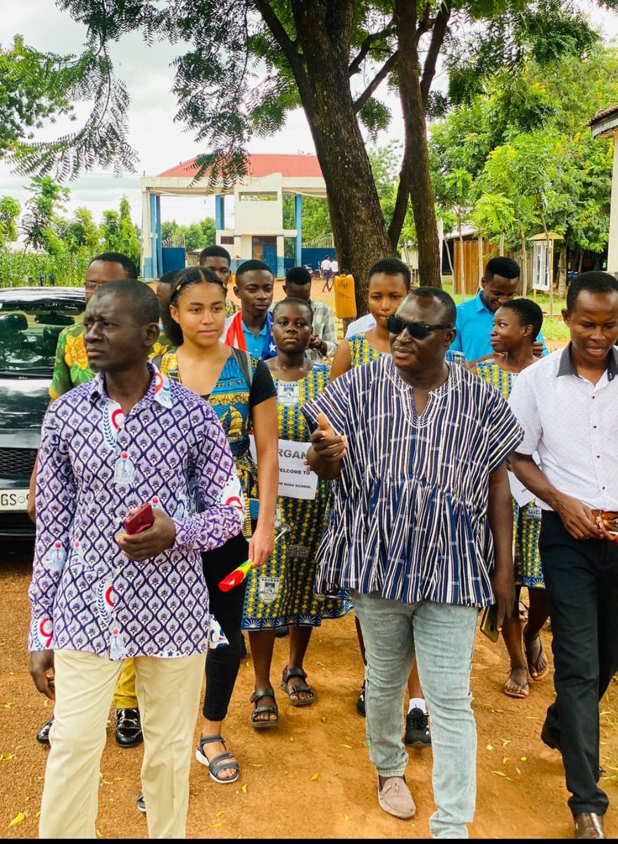 TiimobW's tweet photo. @USEmbassyGhana 

Fulbright English Language Teaching Assistant (ELTA) Program 2023/2024. I am hosting Morgan Thomas in Savelugu SHS, Ghana. She will assist in teaching English Language and embark upon several other co-curricular activities. 

#USDepartmentofState
#IREX
#ECA https://t.co/xkihzh53dk