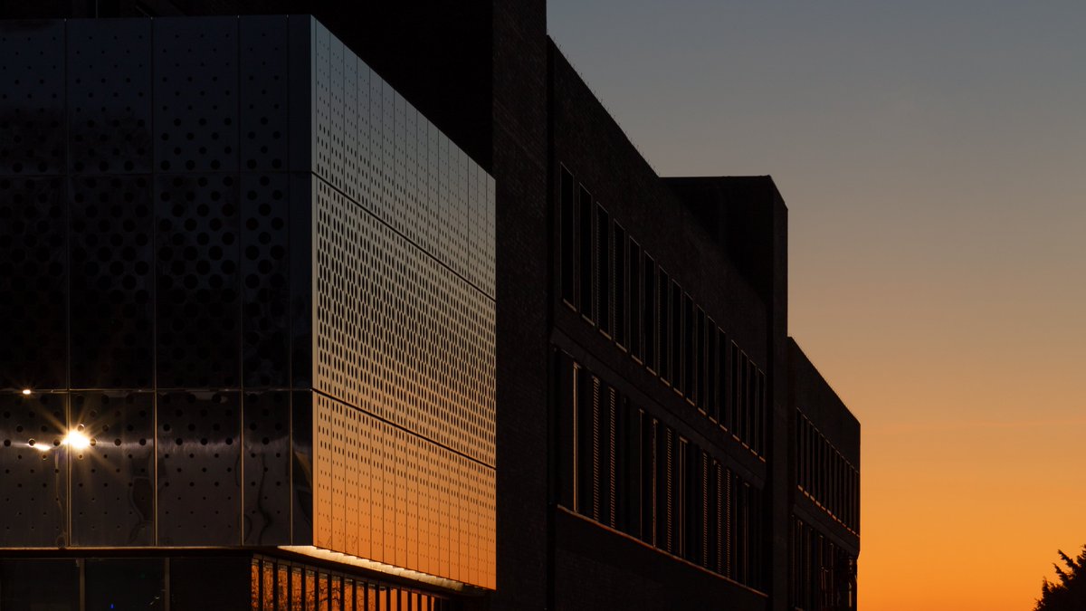ProteusFacades's tweet image. “The sun never knew how great it was until it struck the side of a building.” – Louis Kahn 🌇

#architecture #facade #facadeengineering #DesignInspiration