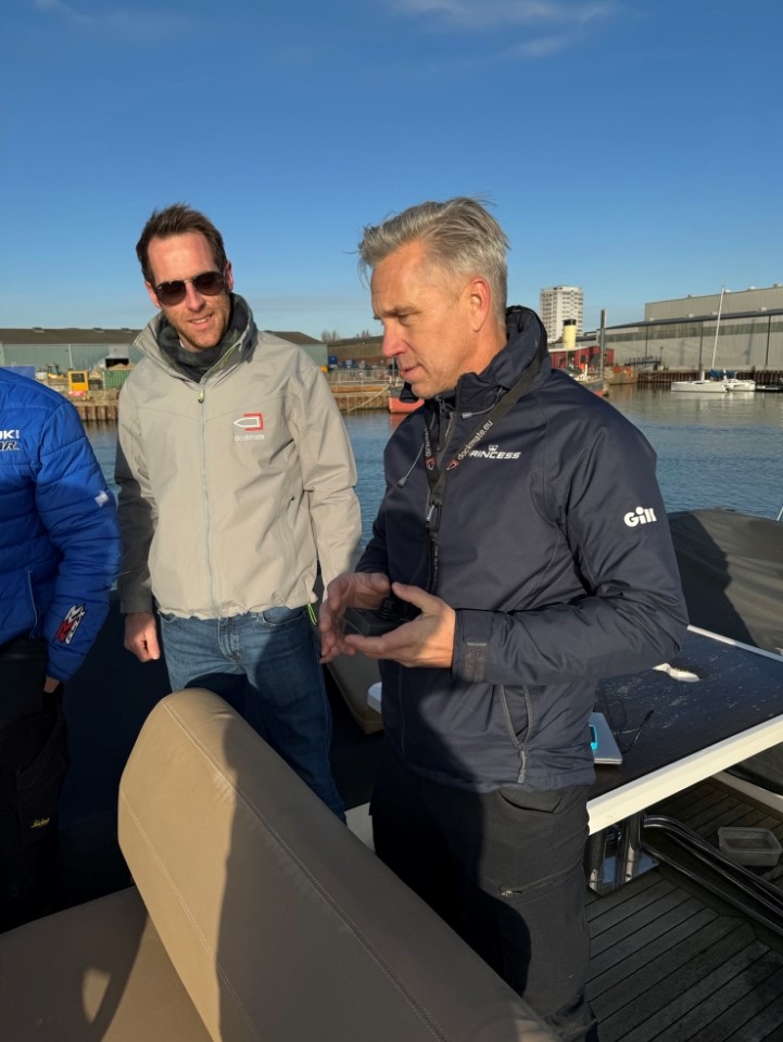 PrincessMYsales's tweet photo. Despite this week's sub-zero temperatures, our Southampton and Plymouth retrofit teams undertook #Dockmate commissioning training along with hearing all about the latest product @DockingMadeEasy updates. #yacht #PrincessMYSales #PrincessYachts #retrofit https://t.co/X2qmQrBDp7 https://t.co/PMXnPTCwGw