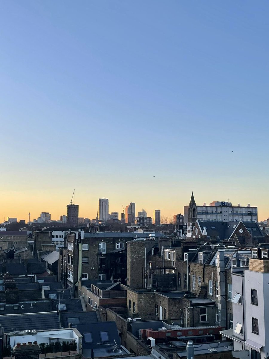 Happy #HeritageTreasures Day! To celebrate with @HeritageFundUK we asked Miriam, our Heritage Participation Trainee for her fave heritage treasure at Oxford House. She said it's our amazing 360 degree roof reached only by an historic spiral staircase! Check out the view!🥳