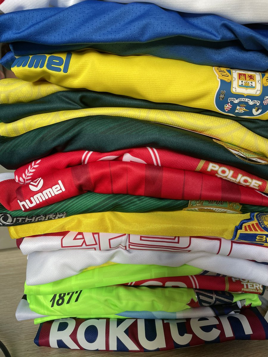 boiteamaillot's tweet image. Les soldes viennent d’arriver sur notre site ! Jusqu’à -50% sur vos maillots de foot 🤩

boiteamaillot.com