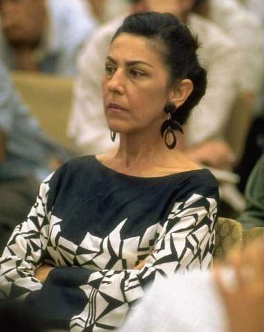 InesMChapman's tweet photo. Aquel 11 de enero de 1980 es recordado por cubanas y cubanos, el adios a una mujer que dejó marcas en la historia de la revolución,cuya bondad,sencilléz, firmeza y lealtad constituyen ejemplo.Celia Sánchez Manduley nuestro homenaje y agradecimiento de pueblo #MujeresEnRevolución https://t.co/w4hxVYGzn4