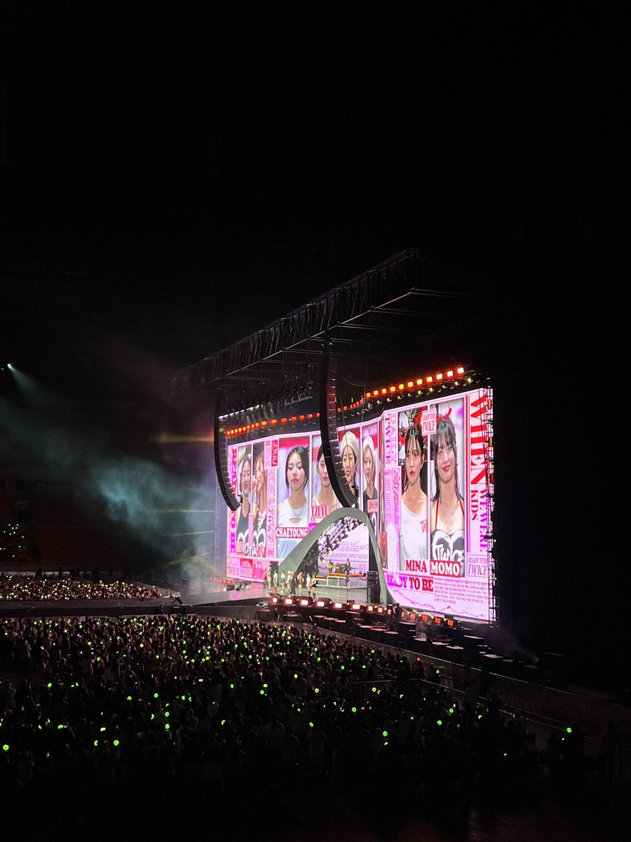 yuria_623's tweet photo. Twice 5th world tour 
READY TO BE in JAKARTA❤️‍🔥

さいっこう！の一言に尽きる。
みんな可愛すぎて美しすぎて、美意識爆上がり😂🫶🏻

#twice #TWICE_5TH_WORLD_TOUR 
#readytobe https://t.co/ov5bQgZJn3