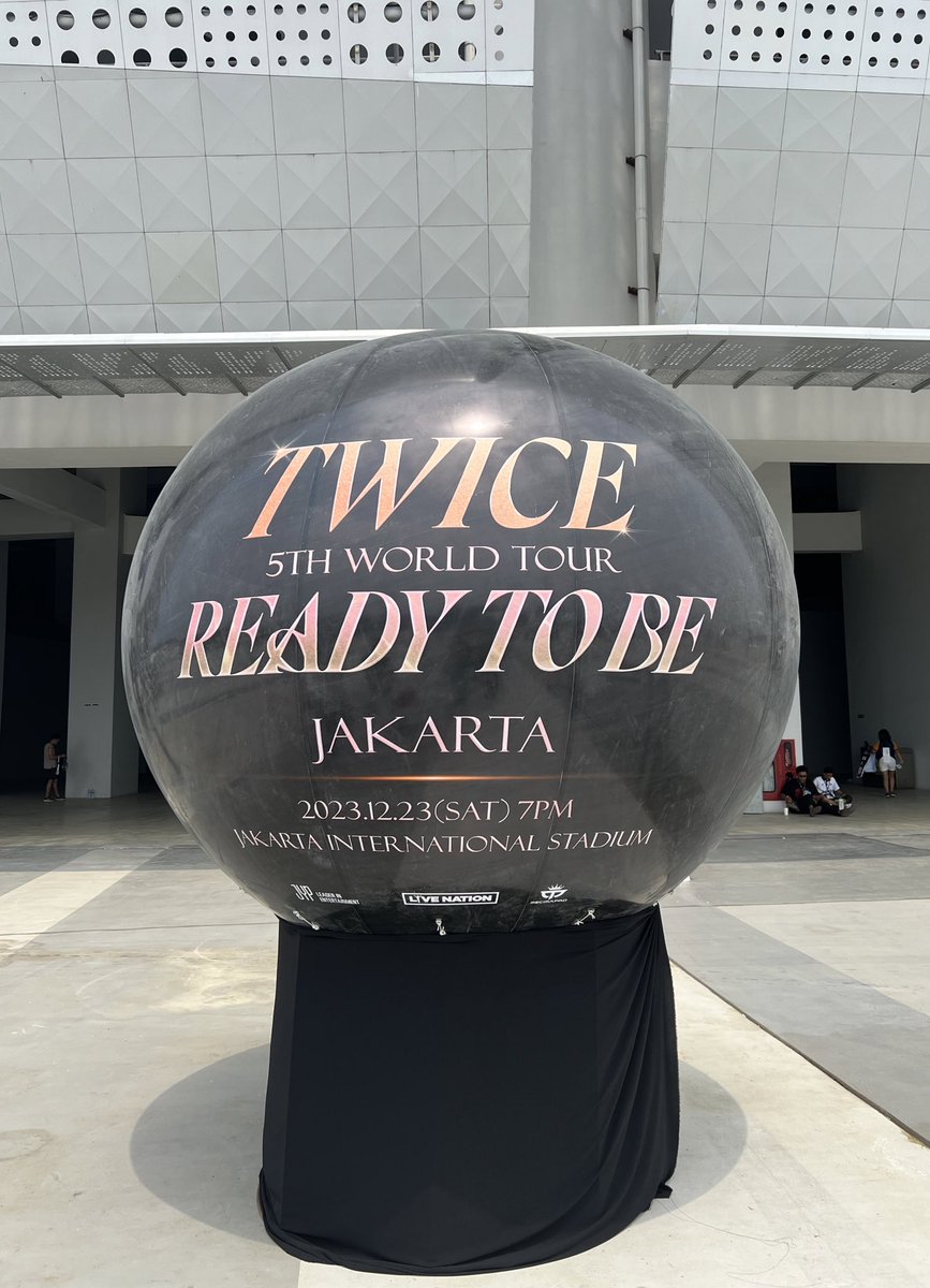 yuria_623's tweet photo. Twice 5th world tour 
READY TO BE in JAKARTA❤️‍🔥

さいっこう！の一言に尽きる。
みんな可愛すぎて美しすぎて、美意識爆上がり😂🫶🏻

#twice #TWICE_5TH_WORLD_TOUR 
#readytobe https://t.co/ov5bQgZJn3