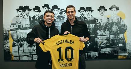 Jadon Sancho is back at Borussia Dortmund ⚡🔟