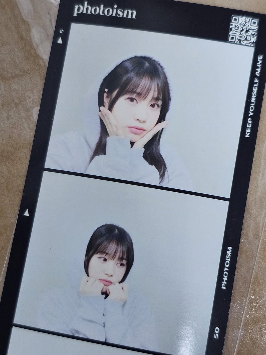 공카(?) 공식(?) 이벤트 당첨은 처음이야🥹 지효가 왔넿ㅎ ㄱㅇㅇ

소은이거로 교환줄신 분?~🙈
#위클리 #지한
