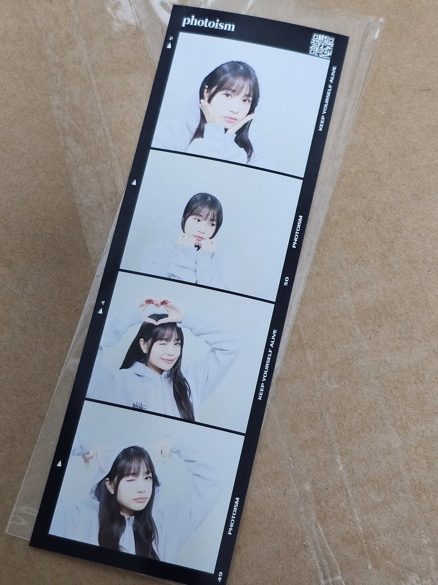 snowsoeun's tweet photo. 공카(?) 공식(?) 이벤트 당첨은 처음이야🥹 지효가 왔넿ㅎ ㄱㅇㅇ

소은이거로 교환줄신 분?~🙈
#위클리 #지한 https://t.co/KTVBOqiq9g