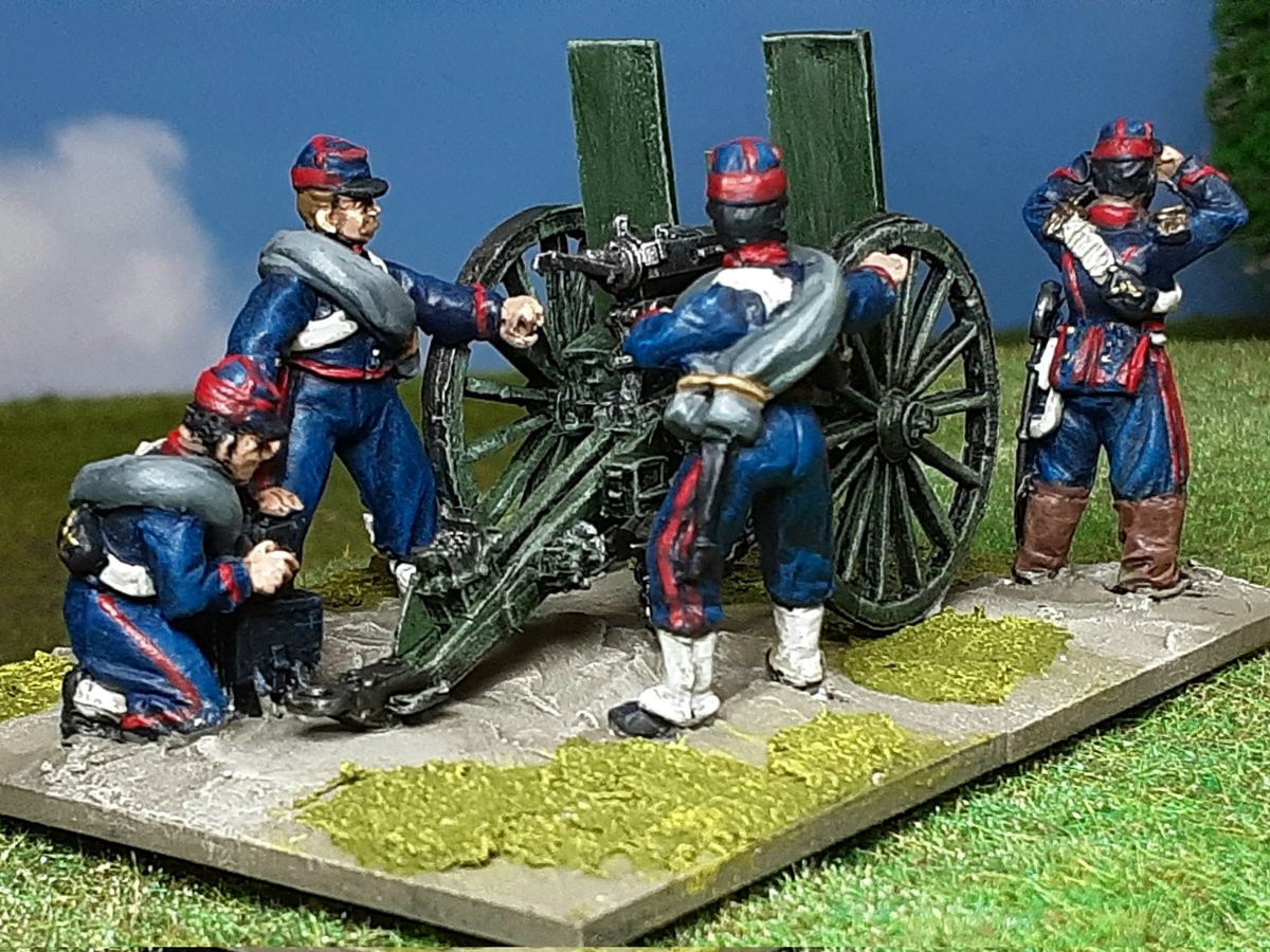 yarkshiregamer's tweet image. "Machine Guns for the Pope" is today's offering, the rather quirky Claxton Gun which saw service in the Papal Army in the 1860s. Converted from Perry Mitralleurs 
#wargaming #tabletopgames #Papal #Risorgimento #history