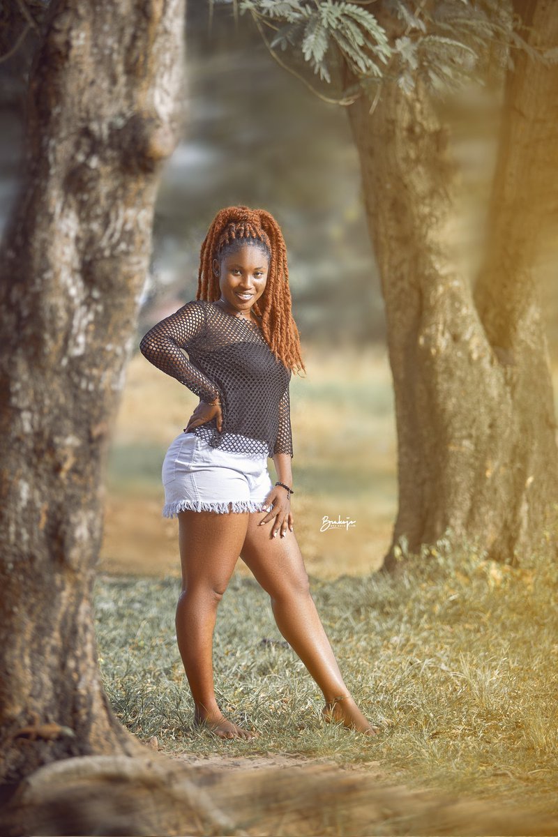 94Radproduction's tweet photo. NANA AFIA 📸
....................
#photography #photos #capturedafrica #viraltreand #ghphotographyfame #pose #muse #ghmodels #ghfinegems #portrait #brakojostudios
#melanin
@afia599 https://t.co/GxevHajBgX