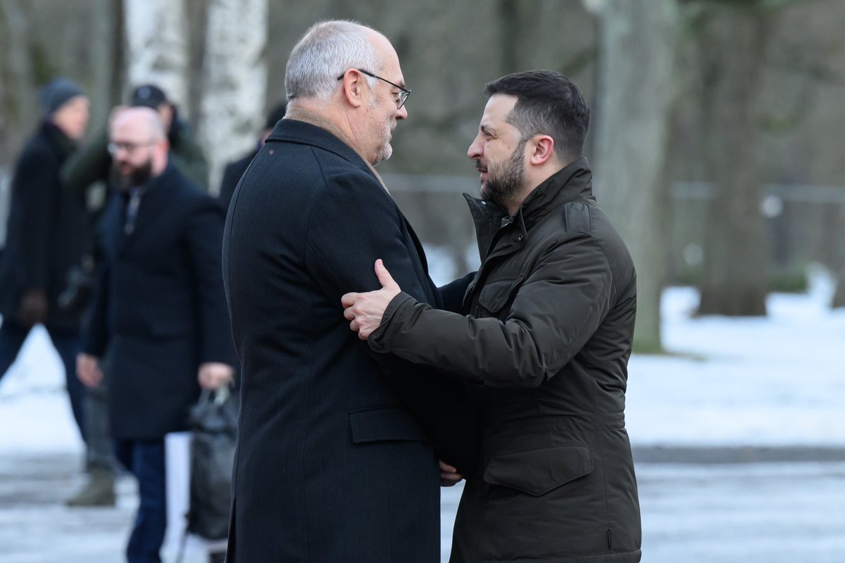 AlarKaris's tweet photo. Today is a very special day, as we greet @ZelenskyyUa in #Estonia. Our strong friendship is based on shared values, ideals we drive for are always democracy and freedom. https://t.co/hAWtclPEH1
