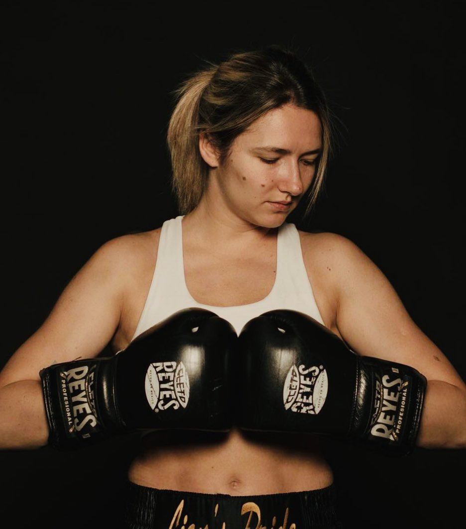 2024 Pro Squad 💪👞🥊🔥
Looking forward to the next 12 months with these lads and Doina Costin. 

Super Flyweight - Light Heavyweight Northampton has some exciting nights ahead both in the town and out on our travels……