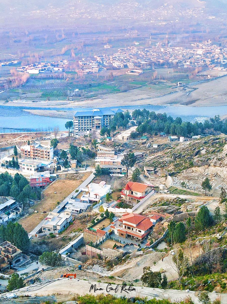 imgulr1's tweet photo. Beautiful view of River Swat from Sangota #BeautifulPakistan https://t.co/WrnqbEzHTc
