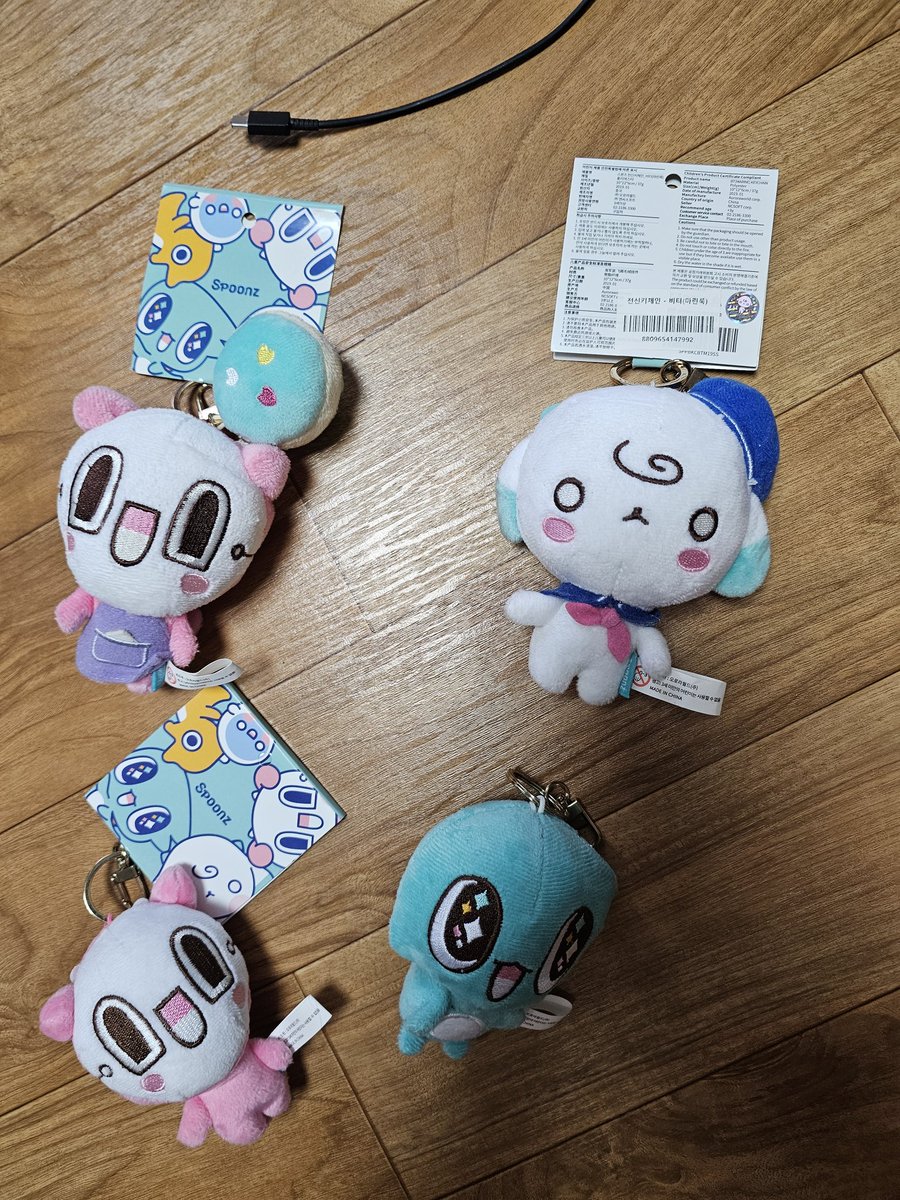 kongyuni3's tweet photo. 뉴이스트 스푼즈 스푼즈굿즈 스푼즈인형 키링 키체인키링  굿즈 판매 양도 

각3000씩

비티 (위에서오른쪽)사진속 택떼져서없음

흥정x
추가인증x
예민보스구매X
구매후 어떤이유에서건 절대 교환환불X 구매시 동의한거로 간주함

배송비3500+
총액 즉입만가능
계좌받고10분내 미입금시차단 https://t.co/FEOiNDcFQ2