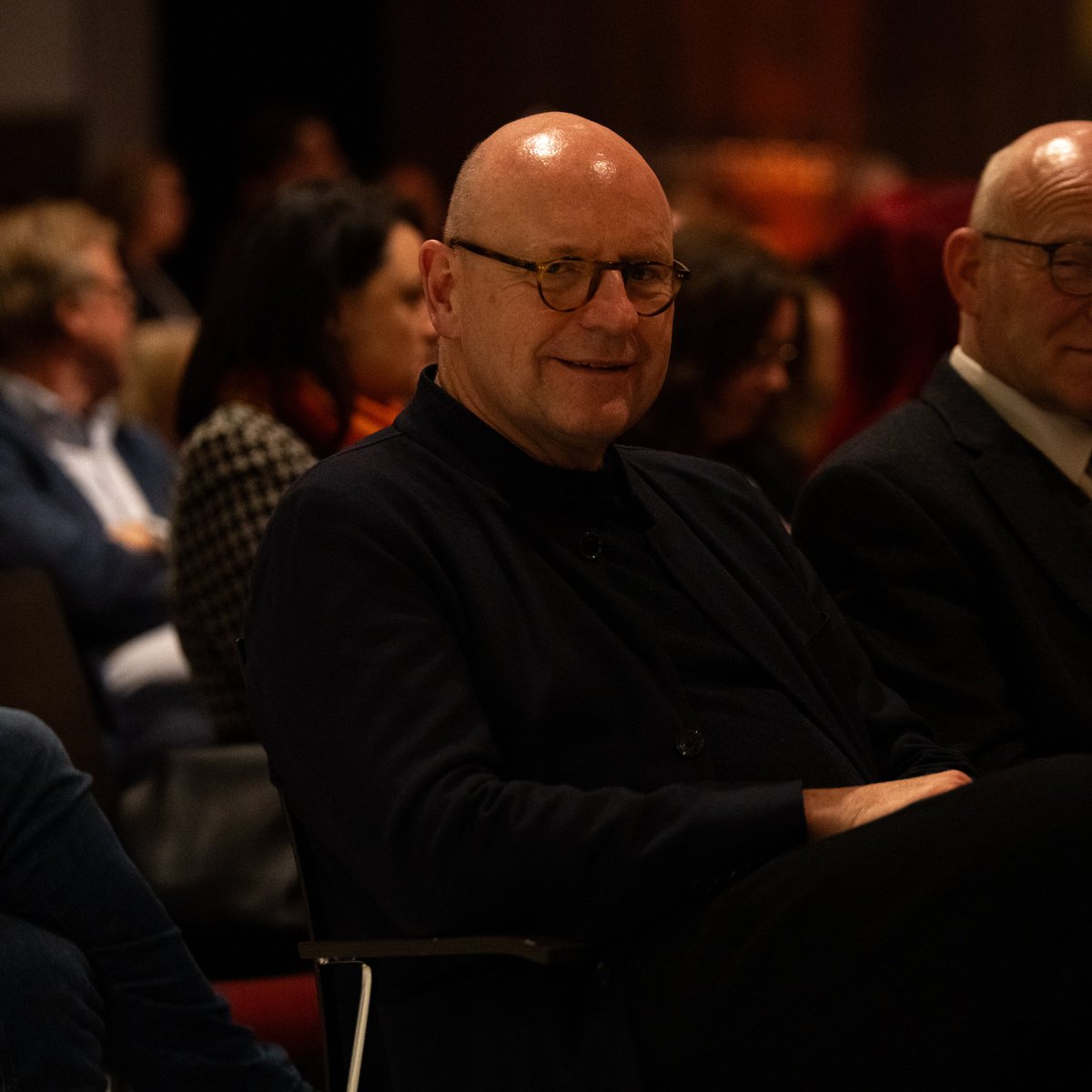 n_roettgen's tweet photo. Herzlichen Dank an die @CDU_MS, @_SimoneWendland als Kreisvorsitzende, meinen geschätzten Kollegen Stefan Nacke und CDU-Oberbürgermeister @LeweMarkus für die Einladung an diesen tollen Ort. Den vielen Gästen danke ich herzlich für das große Interesse! https://t.co/xgdBZMx1fM