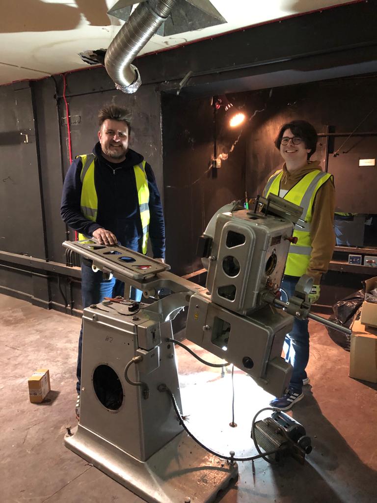 FotBroadwayP's tweet photo. ✨ Yesterday we were delighted to return to Carlton Bingo Stirling to continue the disassembly of projection equipment donated to our project!

The equipment is now ready for collection in a few weeks, we can't wait to hear the Allanpark's old Westars roar to life once more! ❤️ https://t.co/zrXtFG5is0
