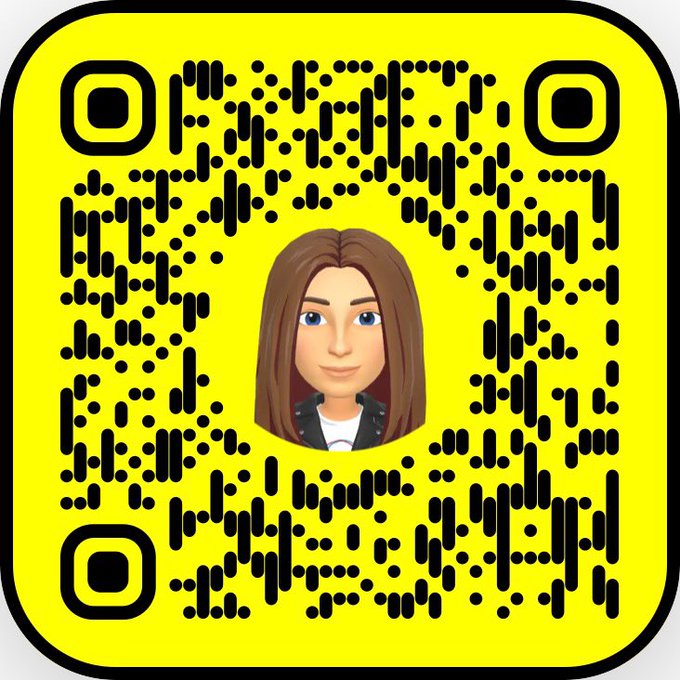 Make sure we&rsquo;re friends on Snapchat in case I forget to post on here that I&rsquo;m live 🥰 https://t.co/jb<a href="/tag/onmfc"class="tags"><span>#onmfc</span></a>