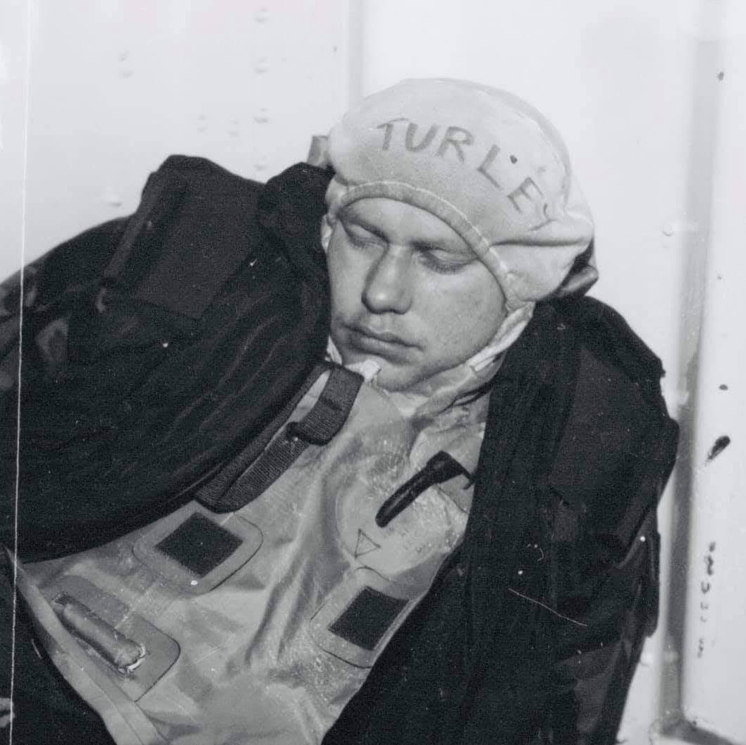 TheMartinTurley's tweet photo. @FouthTimeLucky This was me, Falklands 1982. Just finished 6 hours in the ops room and four on the GDP. 1 hour's kip on the bridge flat before another 6 hours staring at a radar display. Happy days! #BombAlley #Type21's https://t.co/yjEj6Qcp8B