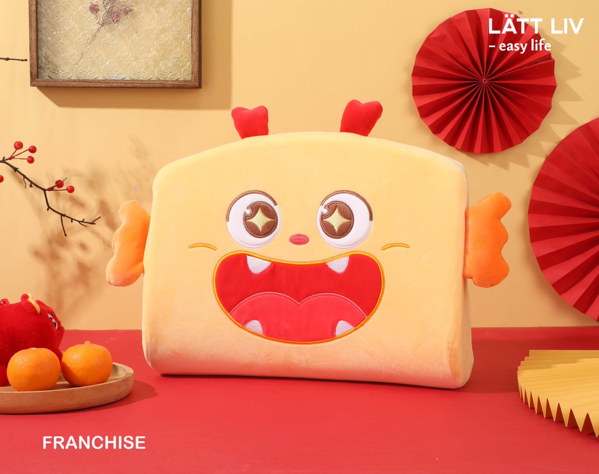 A lumbar pillow can be a game changer for anyone experiencing lower back pain.
#lumbarpillow #dragon #daily #office #home #chinesenewyear #franchise #retail #lattliv