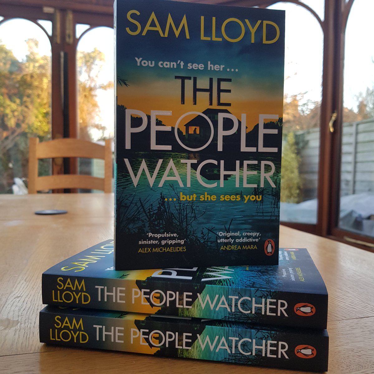 #giveaway time! To celebrate the soft back release of #ThePeopleWatcher on 18 Jan, I'm giving away THREE signed copies. To stand a chance of winning, just like, follow and RT! UK only, closes 31 Jan. #competition #free #books #reading #bookgiveaway