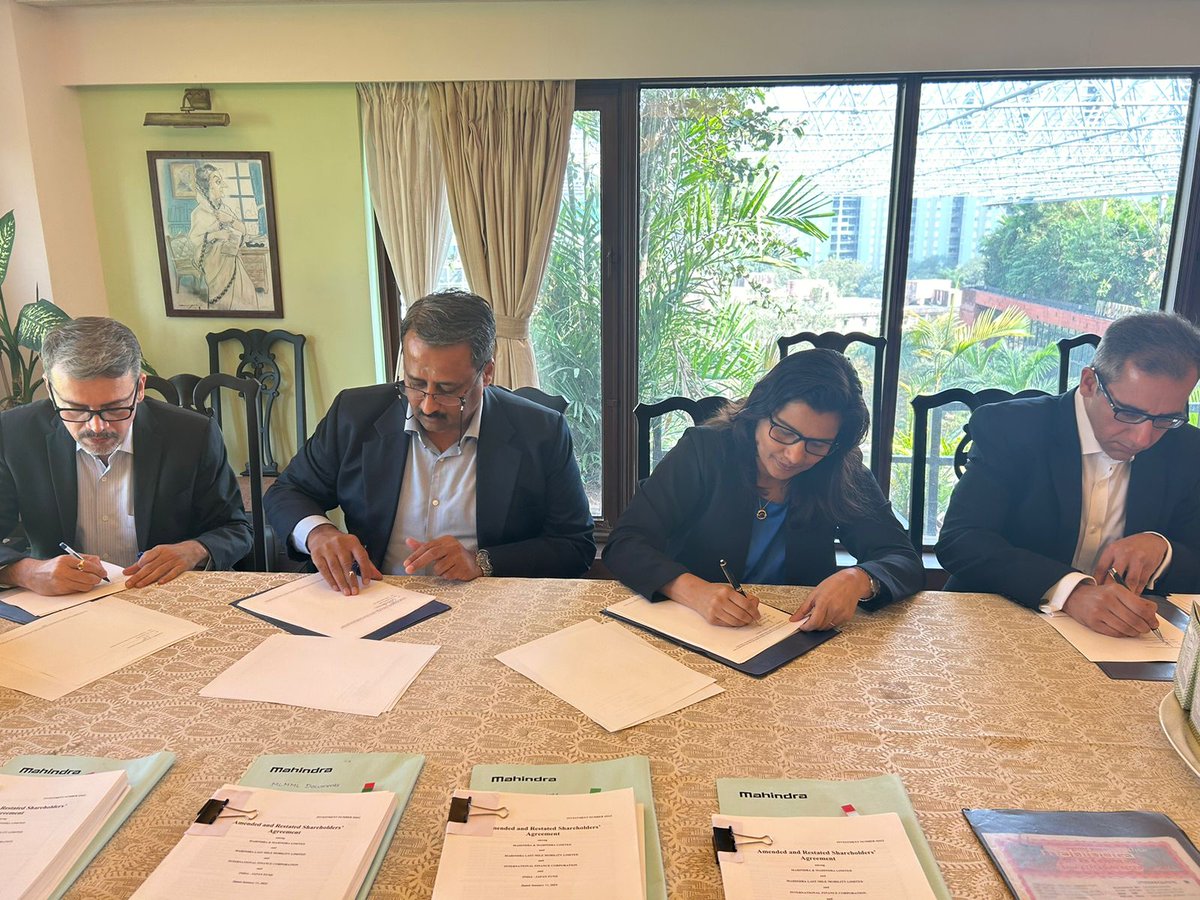 Thrilled to share this exciting news - NIIF’s India-Japan Fund to invest Rs 400 crore at Rs 6,600 crore valuation in <a href="/MahindraLMM/">Mahindra Last Mile Mobility</a> 

financialexpress.com/business/expre…