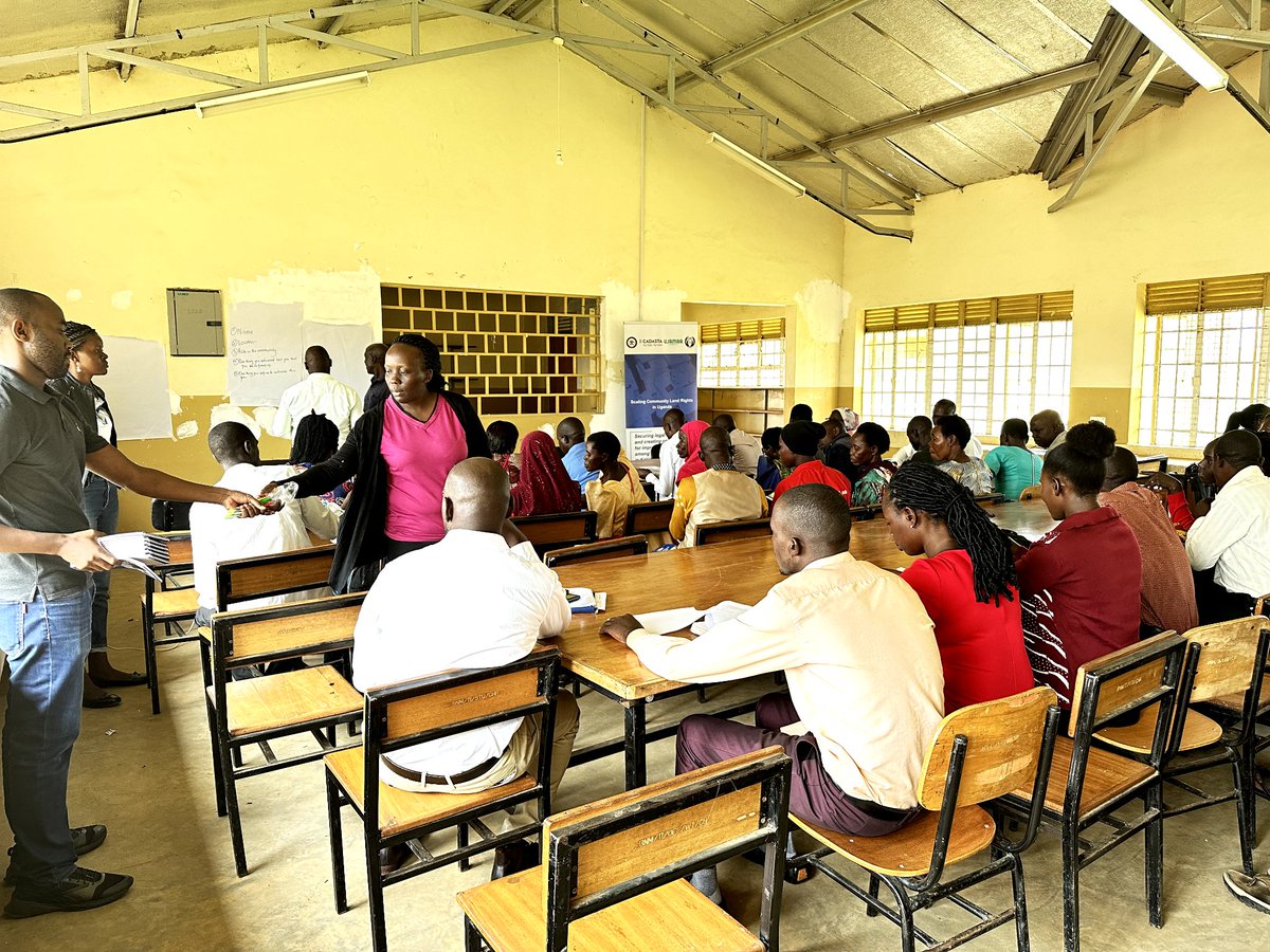 Ujamaafdn's tweet image. Excited to lead a sensitization session in Namutumba District on land mapping and customary land ownership. Empowering communities with knowledge for sustainable development. The citizens are excited to know about their land rights! #LandMapping #CommunityEmpowerment