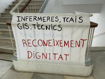 albeart69's tweet photo. @manelbalcells Conseller, li deixo això, és del missatge que ha esborrat... i potser no ho ha vist... @TcaisD #tcais https://t.co/z8hWiZ17FS