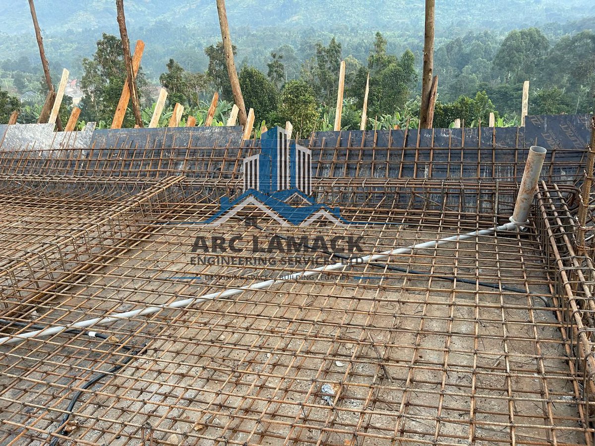 arclamackug's tweet photo. #ThursdayTip: Ensure a solid foundation for success by choosing the right materials. For all your construction needs, we've got you covered. Contact us at 0708819961 / 0394824031. Let's build something extraordinary together!
#ConstructionTip #ArchitecturalExcellence https://t.co/ERV51TsdsU