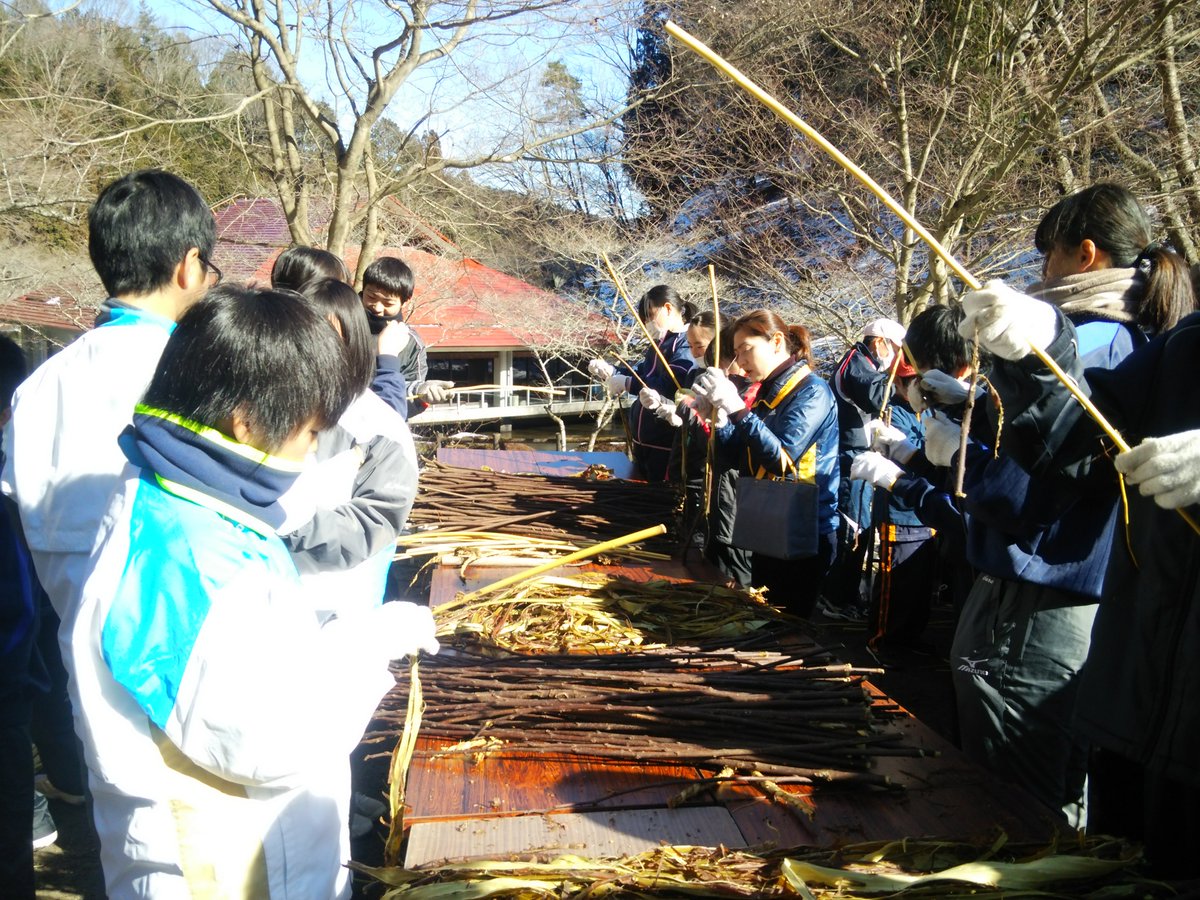 AichiNow_en's tweet image. Be a part of a Japanese papermaking process that even most Japanese are unfamiliar with: Kanzokashiki. aichi-now.jp/en/spots/detai… Anyone is free to join, so come and experience it for yourself!👍 #JapanesePaper #Washi #AichiNow