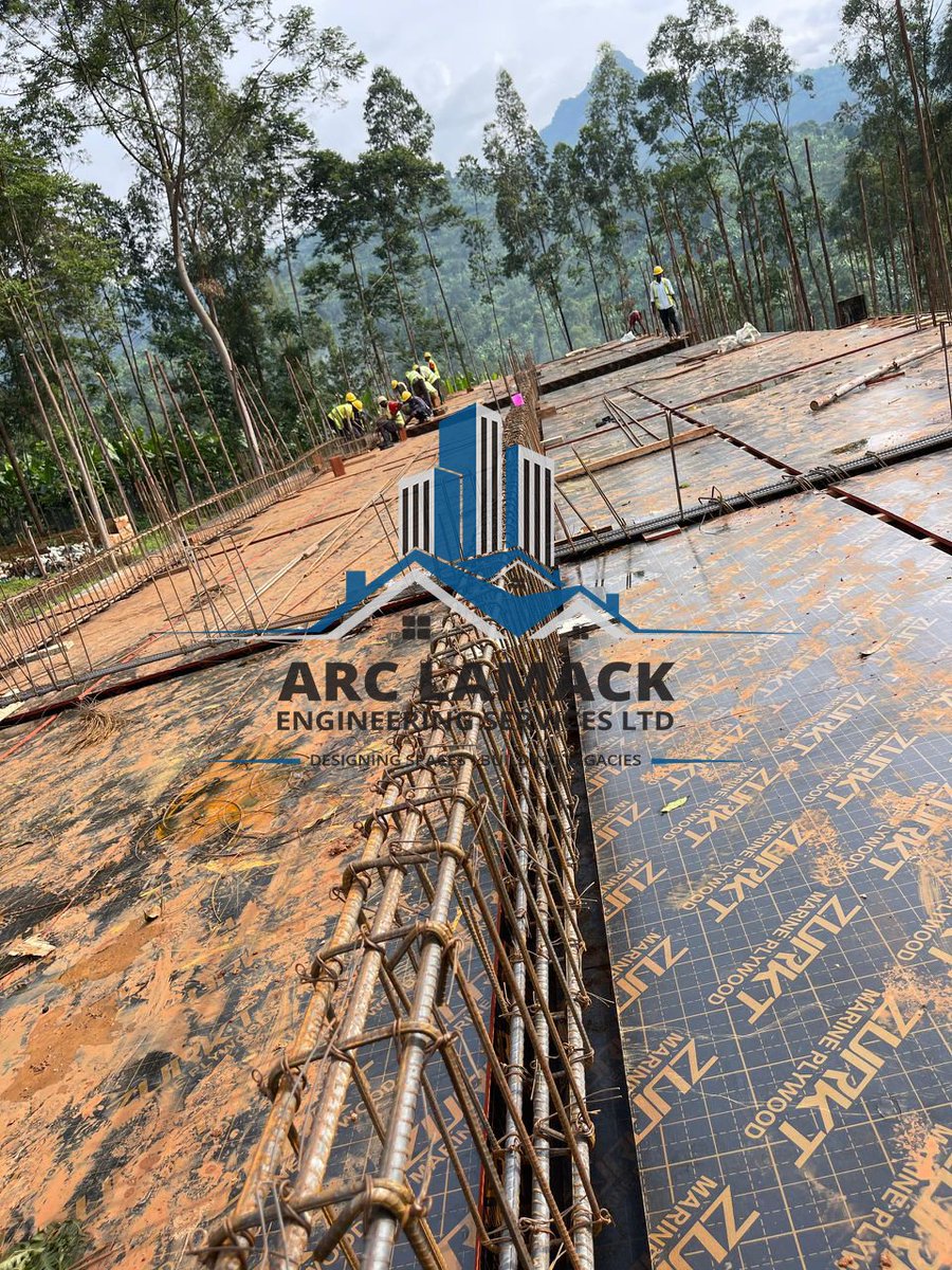 arclamackug's tweet photo. #ThursdayTip: Ensure a solid foundation for success by choosing the right materials. For all your construction needs, we've got you covered. Contact us at 0708819961 / 0394824031. Let's build something extraordinary together!
#ConstructionTip #ArchitecturalExcellence https://t.co/ERV51TsdsU