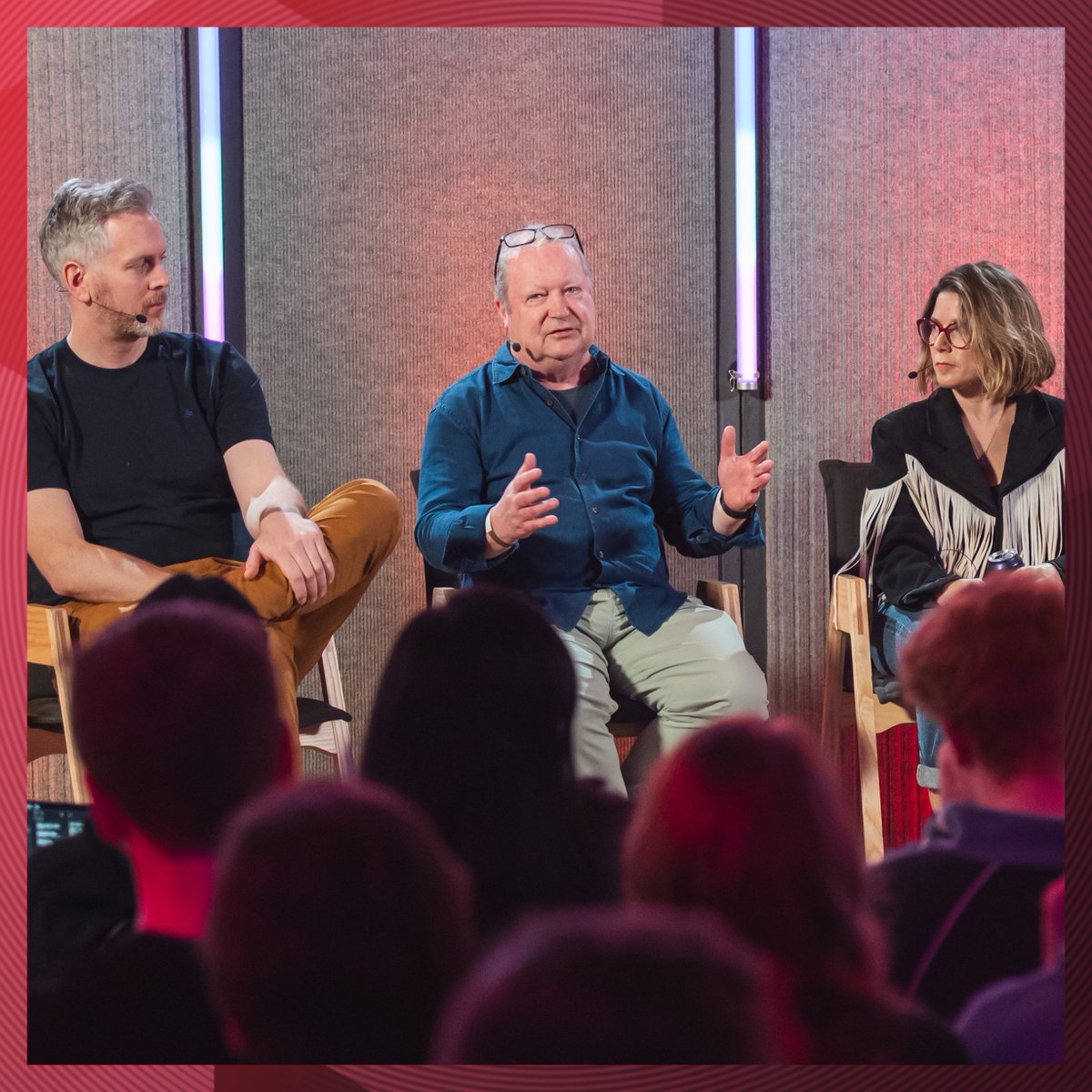 AbbeyRoad's tweet photo. The new season of #Grantchester premieres tonight on @ITV at 9PM GMT.

It was a pleasure to welcome back composer @JLunn13 for a day of string recording at Angel Studios in a session engineered by @PaulGolding with Matt Jones and Ed Farrell.

📷 Carsten Windhorst

#JohnLunn https://t.co/krt45YG6Ic