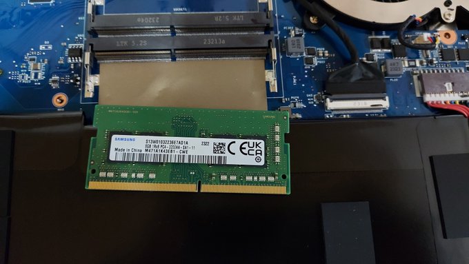 実質8万円　ゲーミングノート MSI GF63買いました  まずはリカバリーディスク作成  デフォのRAMは Samsung製 部屋に転がってたRAM 16GBx2 SSD 2TBぶっこんだところです  それなりにサクサクです 環境作ったら　動画さっさと作ってアップします  まだ　腰いてぇ！<a href="/tag/ad"class="tags"><span>#ad</span></a>