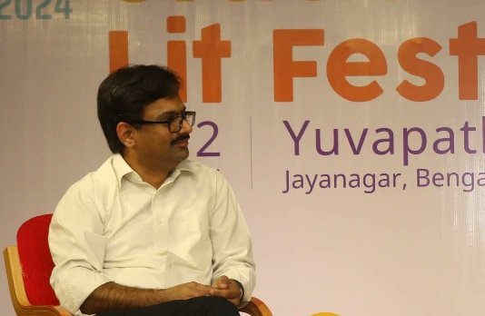 Student Lit Fest tweet media