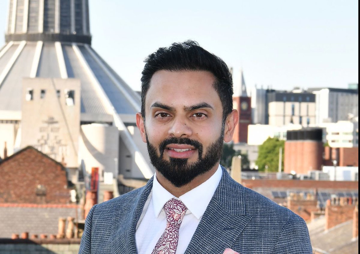 trichocare's tweet photo. New Student Profile: Dr Nadir Abbas, physician, gastroenterologist and liver specialist working at Queen Elizabeth Hospital, Birmingham. "I'm passionate about hair loss treatment after going through the hair loss journey myself. I'm excited to get accredited as a trichologist." https://t.co/EoCauOegUu