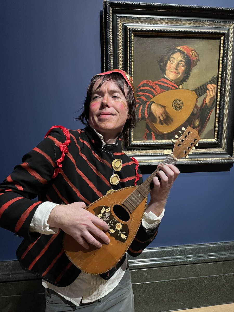 London Drawing tweet media