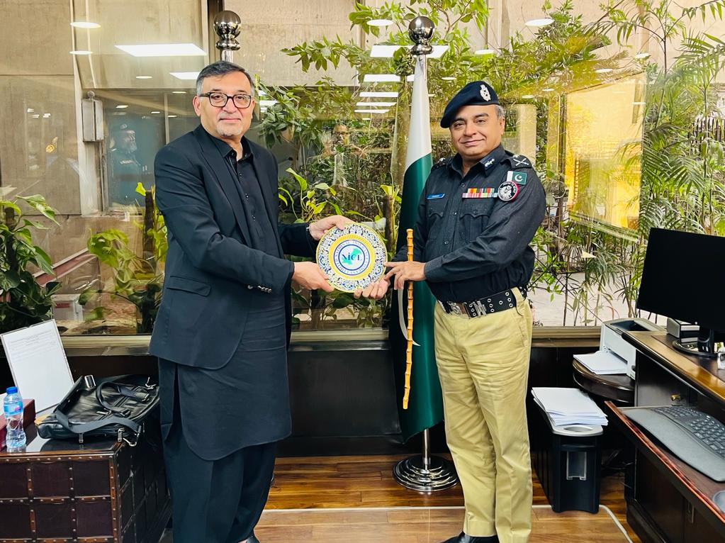 niclpak's tweet photo. Honourable Addl. IG Police, Mr. Khadim H. Rind (PSP) Call On, at our Respected CEO NICL, Mr. Khalid Hamid, today https://t.co/zdLeuqnnfj