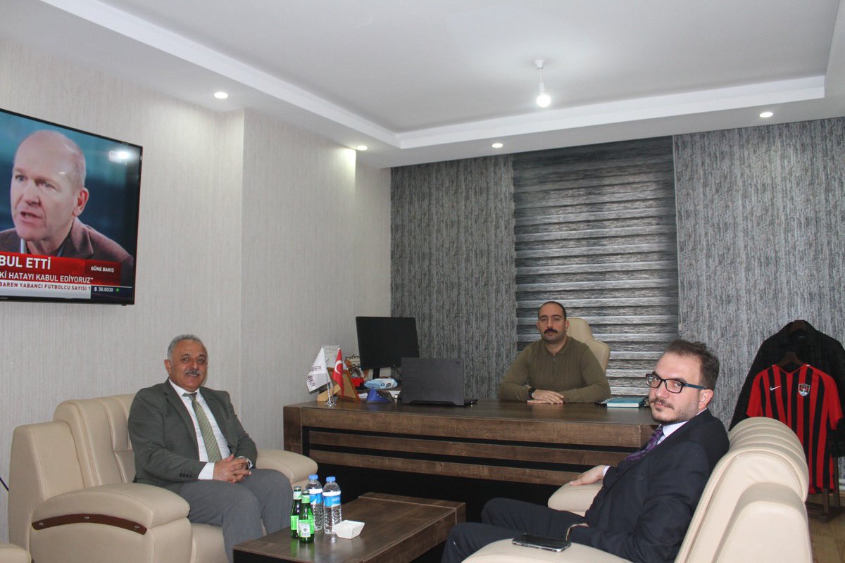 Nazik ziyaretlerinden dolayı Tuşba Belediye Başkan Yardımcısı Sn. Necati Yertürk ve Basın Yayın ve Halkla İlişkiler Müdürü Sn. Sedat Aykaç’a teşekkür ederim.

<a href="/sedataykac65/">SEDAT AYKAÇ</a> <a href="/tusbabeltr/">Tuşba Belediyesi</a> <a href="/WanHaber/">Wan Haber</a>